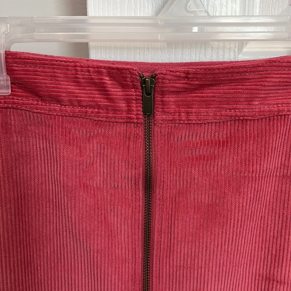 NWT Gap Barbie Pink Zip Up Corduroy Mini Skirt - Picture 2 of 9